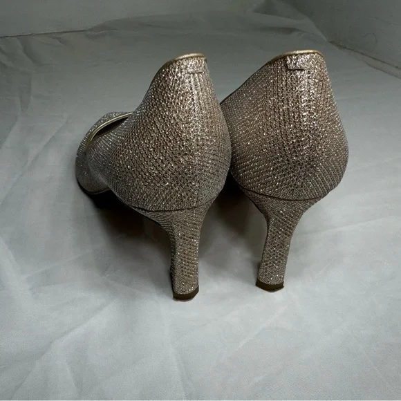Franco Sarto Women's Shimmering Gold Heels - Picture 5 of 8